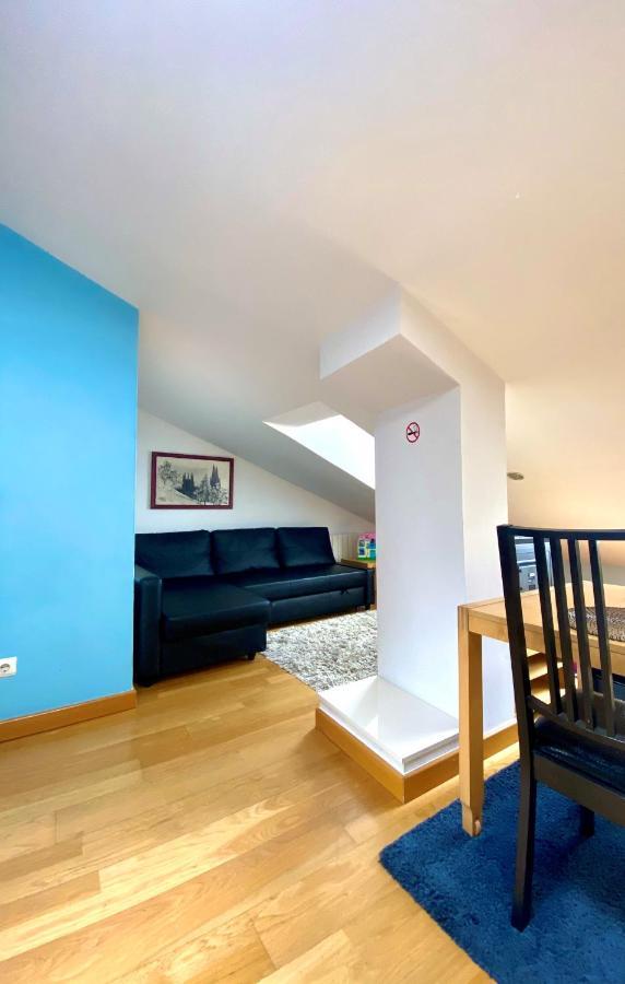 Apartamento Turistico Plaza Mayor Burgos Exterior photo