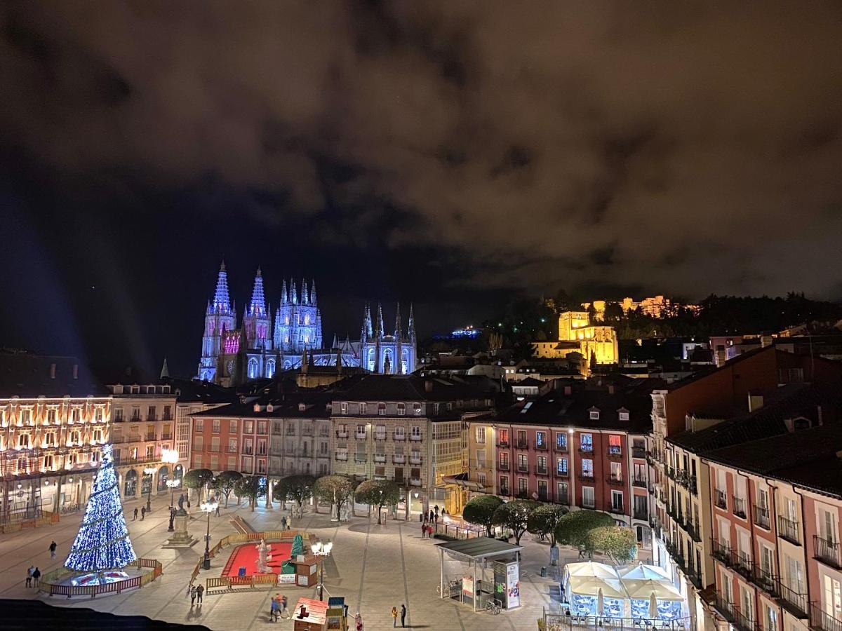 Apartamento Turistico Plaza Mayor Burgos Exterior photo