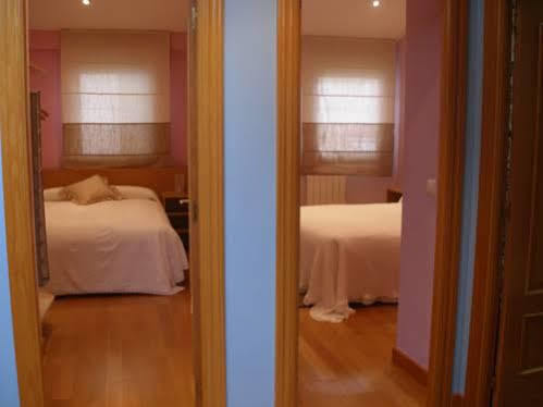 Apartamento Turistico Plaza Mayor Burgos Exterior photo